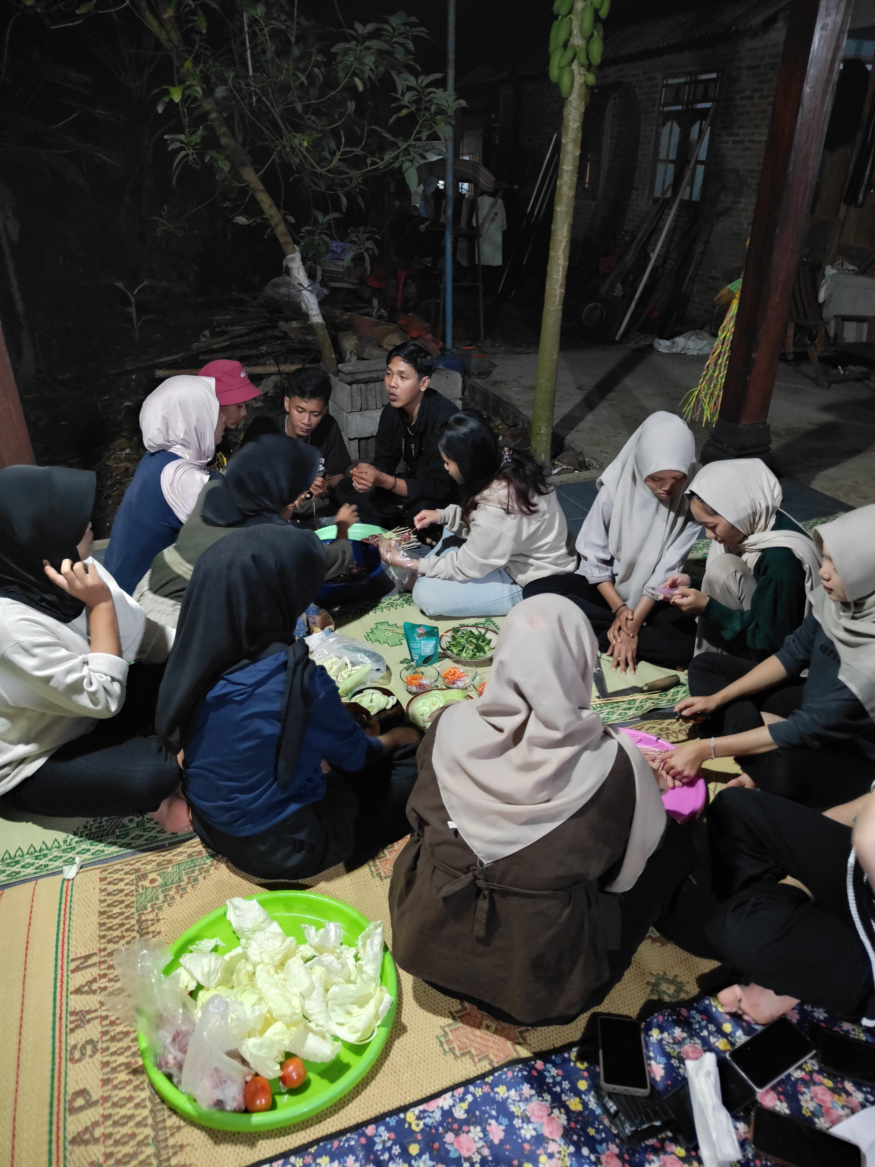 Kegiatan Bakar
